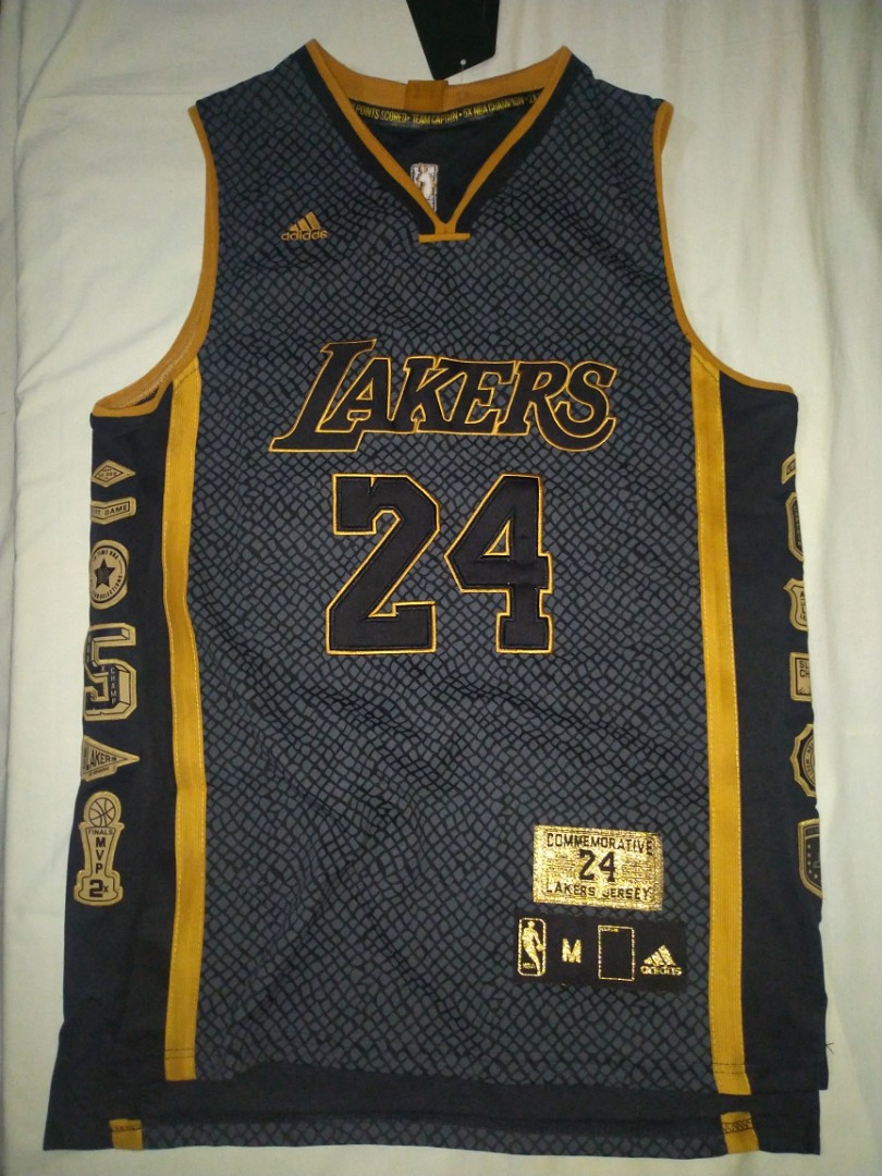 kobe bryant commemorative shirt