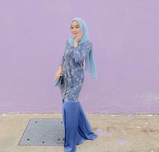 (Category: ) located in . Submitted by lady_september (Listing ID 1012022711, Image 1). Description: .