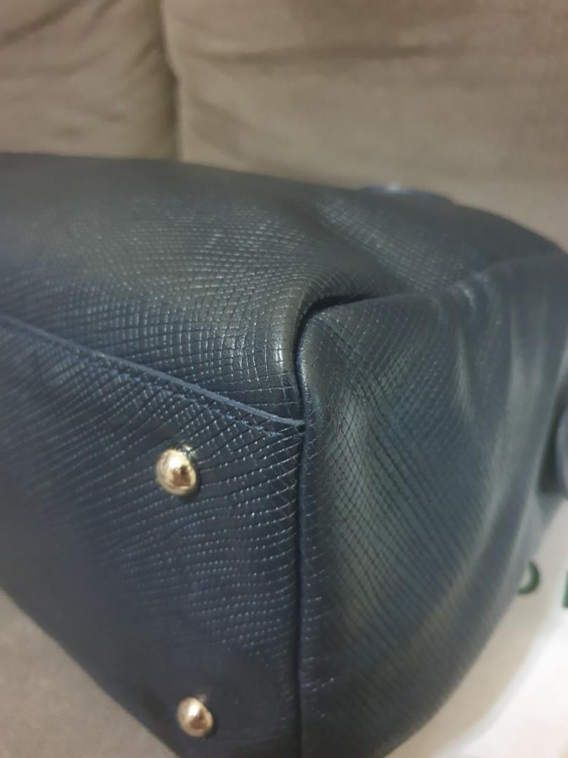 Longchamp Quadri Leather Hobo Bag, Barang Mewah, Tas & Dompet di Carousell