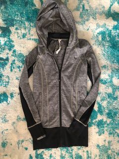 (Category: ) located in . Submitted by shopmeeee (Listing ID 1012186291, Image 1). Description: .