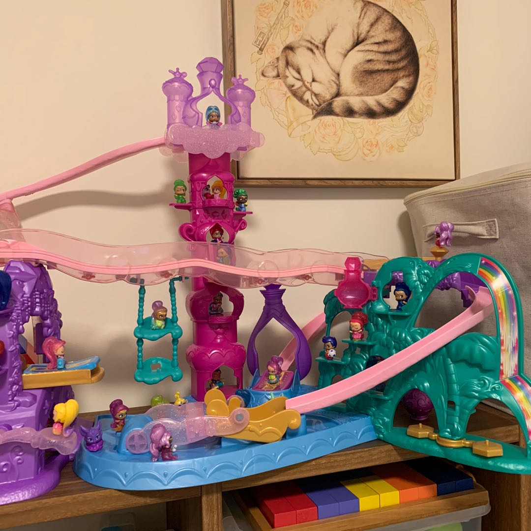 Shimmer and shine magic carpet top adventure playset