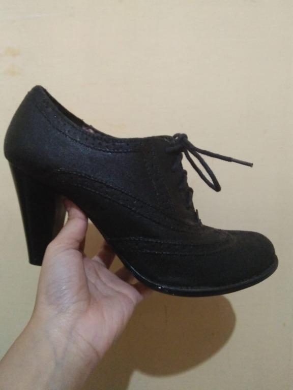 Oxford heels payless shop