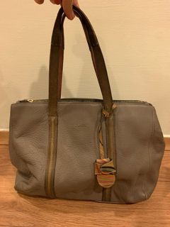 (Category: ) located in . Submitted by myworkingcloset (Listing ID 1012108968, Image 1). Description: .