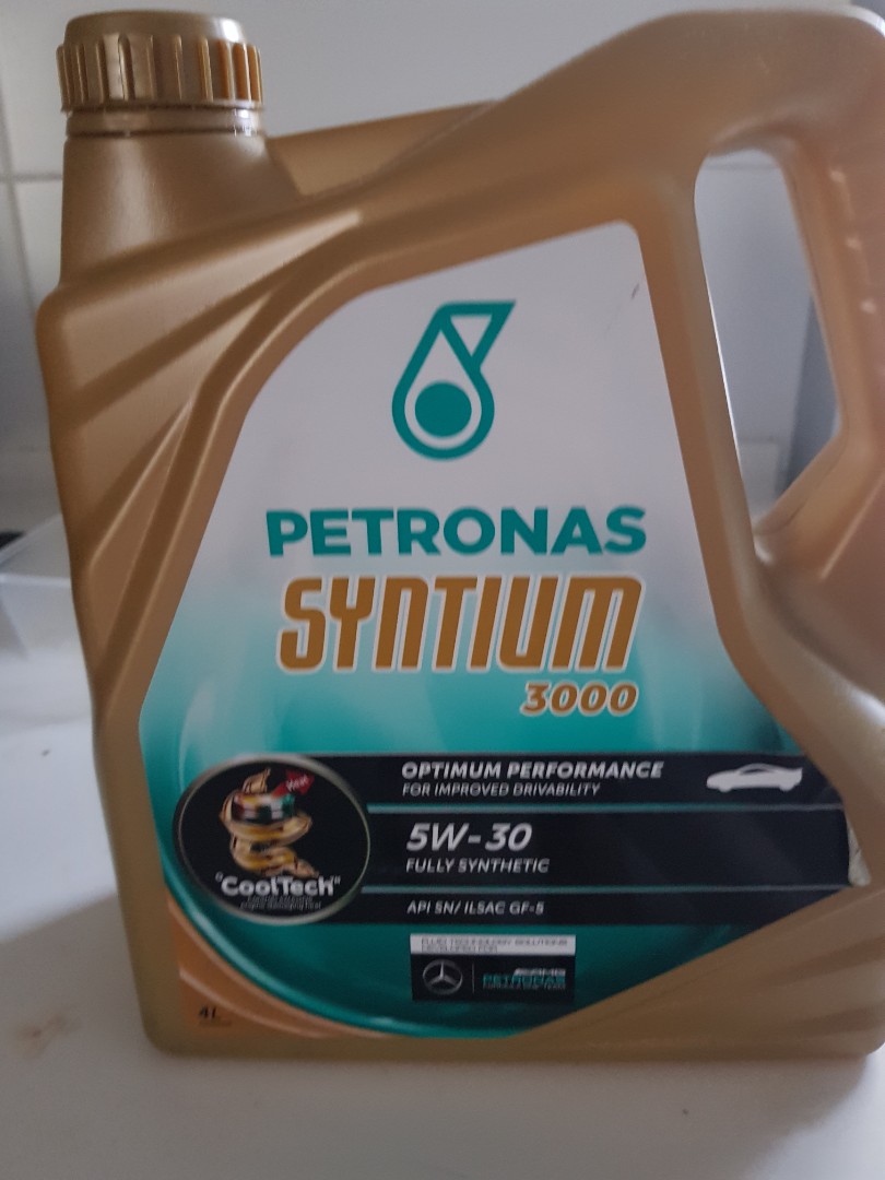 Petronas syntium 3000 5w-30 2.5L, Auto Accessories on Carousell
