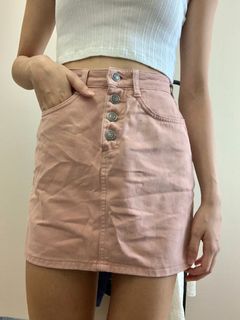 (Category: ) located in . Submitted by savetheclothes (Listing ID 1012114642, Image 1). Description: .