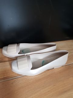 （分類：）位於 。 由 antonia7 提交（商品編號 1012022409，圖片 1）。簡介： 。