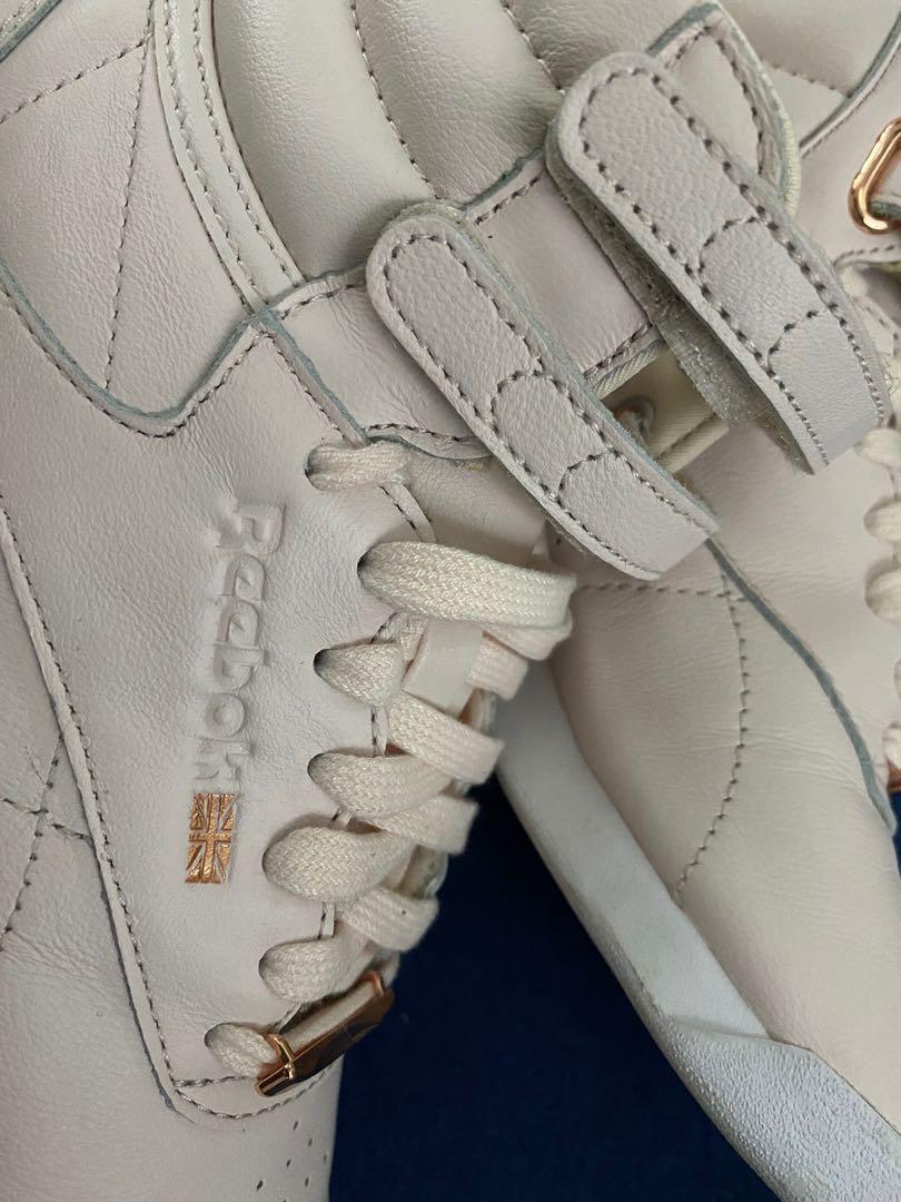 Reebok freestyle sales hi muted sandstone