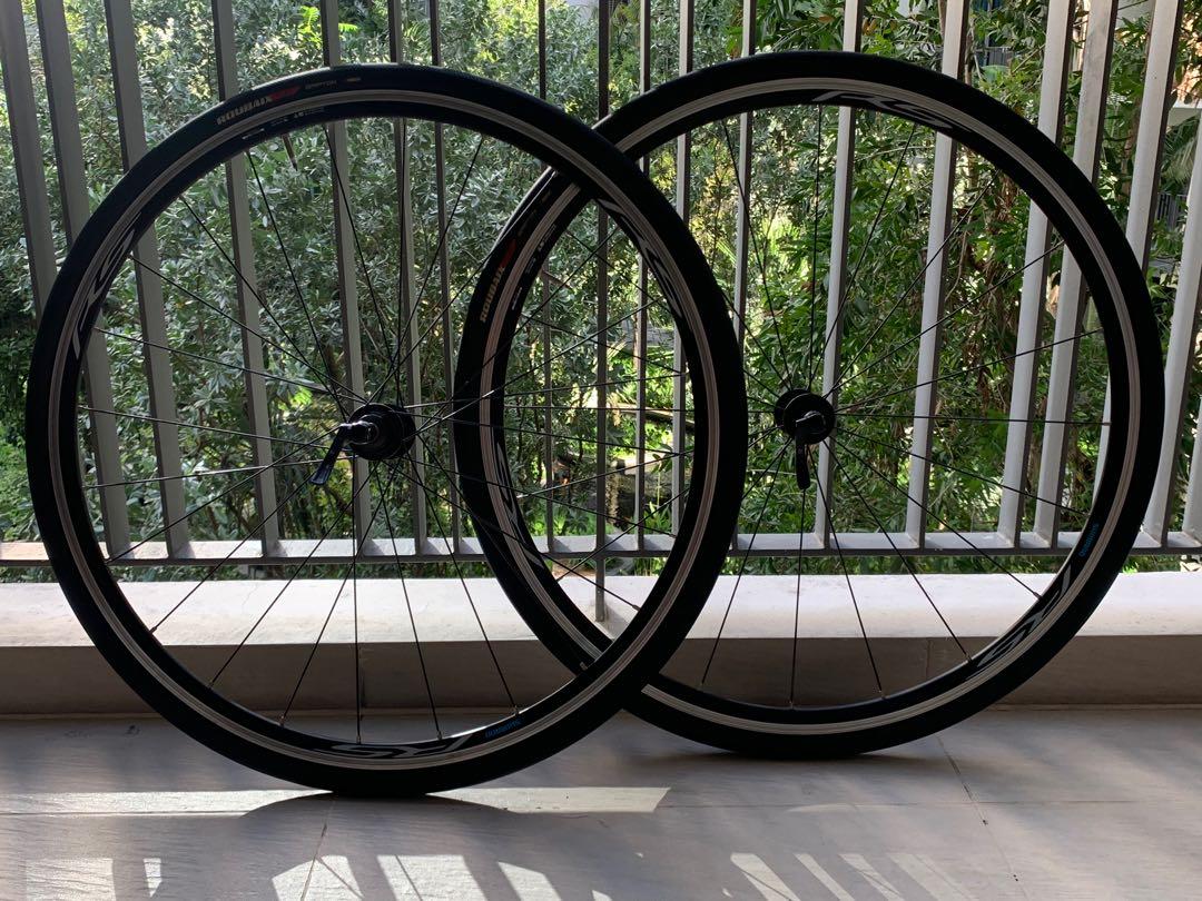 Shimano RS100 Wheelset, Sports Equipment, Bicycles & Parts, Parts ...