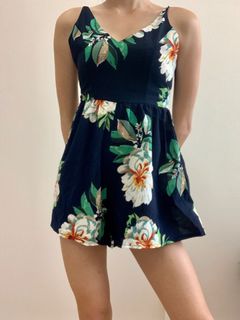 (Category: ) located in . Submitted by savetheclothes (Listing ID 1012108760, Image 1). Description: .