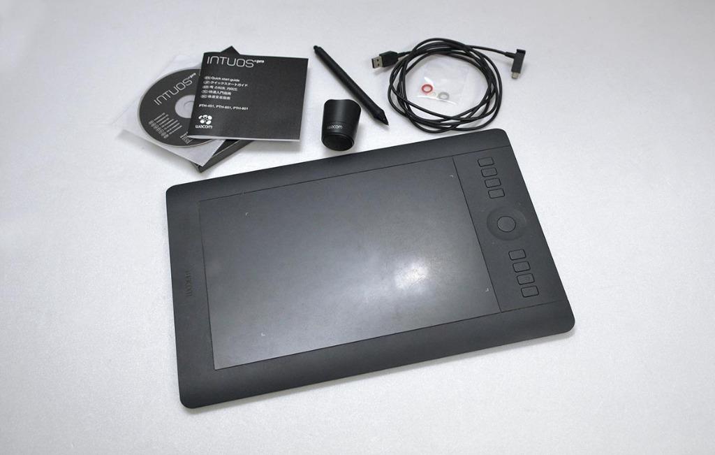 Wacom Intuos Pro Medium PTH-651, Computers & Tech, Laptops & Notebooks ...