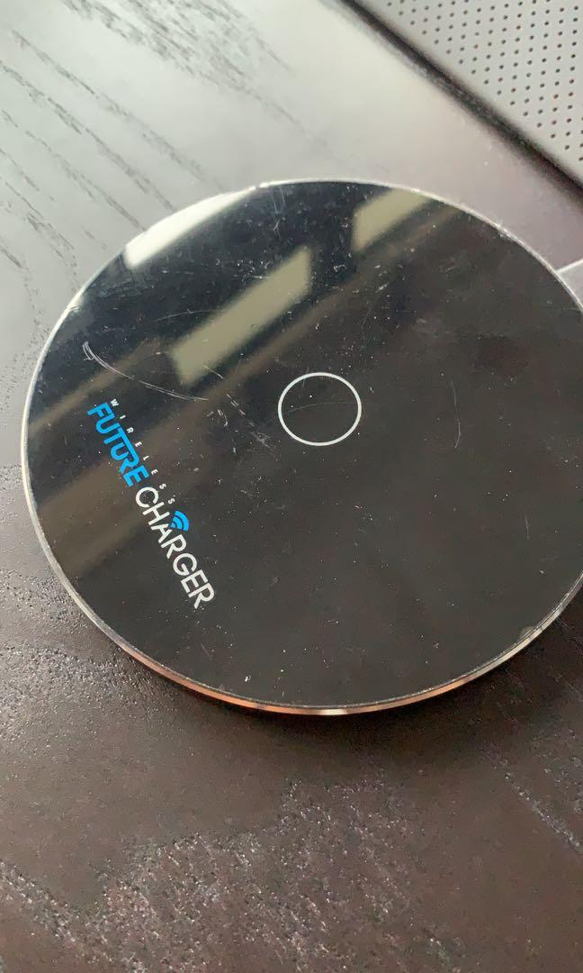 Wireless Future Charger406069436272486401