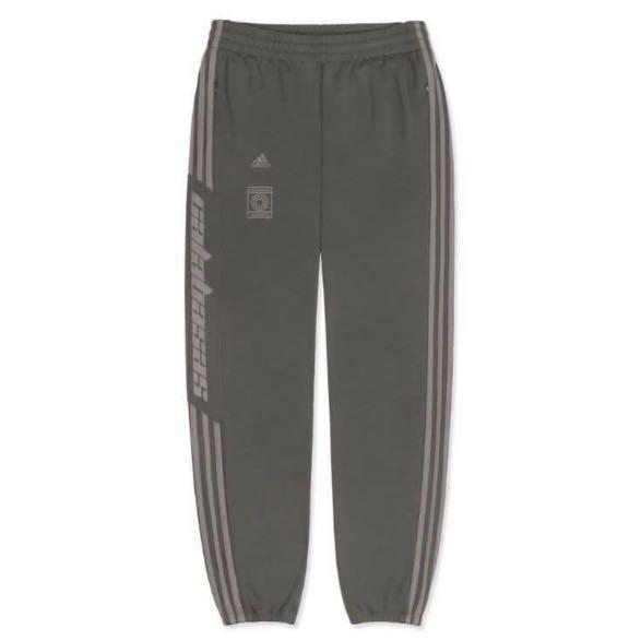 yeezy sweatpants womens