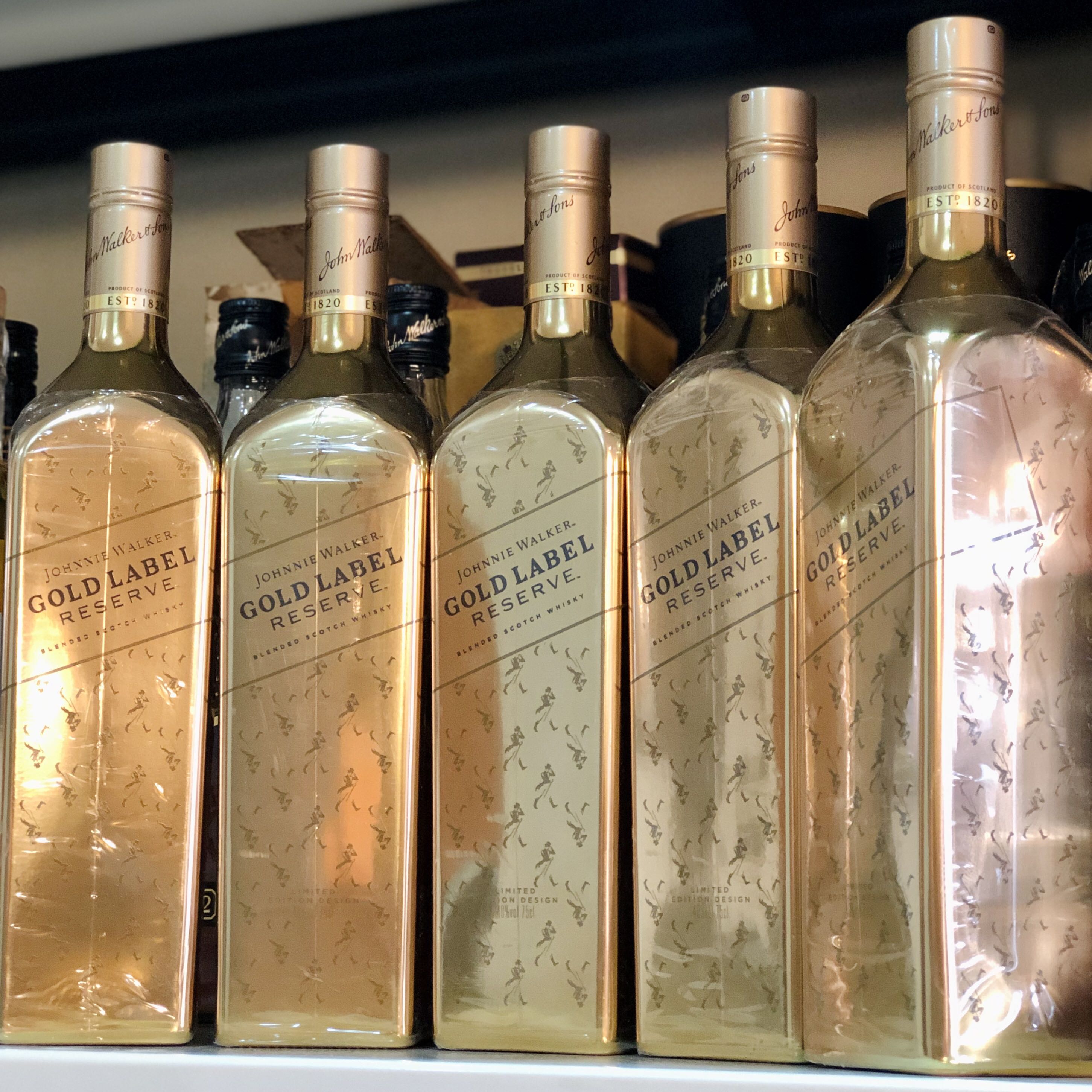 Gold Label Bullion Johnnie Walker Scotch Whisky Limited ...