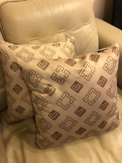 （分類：）位於 。 由 gluteus16 提交（商品編號 1012348949，圖片 1）。簡介： 。