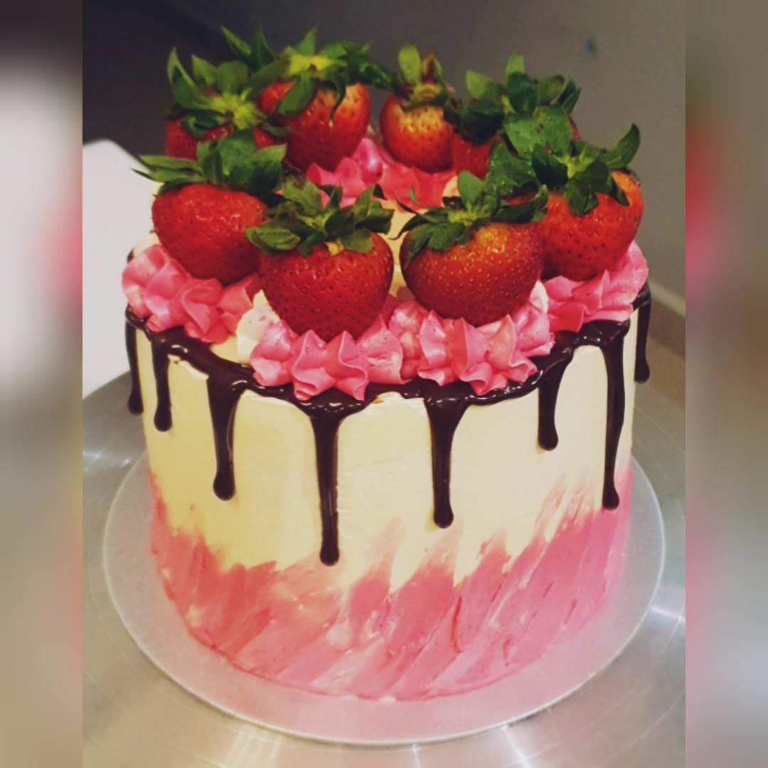 Army Cake, CALL OF DUTY, Sonic, Baby Boss Cake, Food & Drinks, Packaged ...