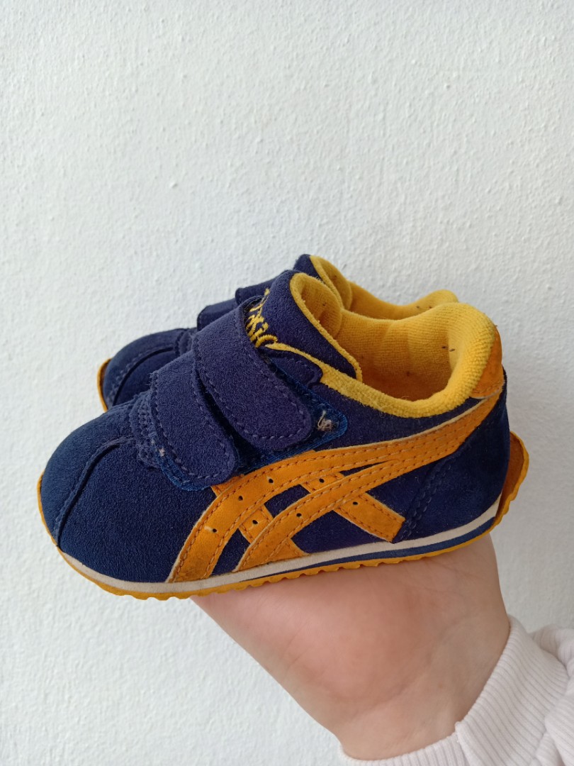 asics baby shoes