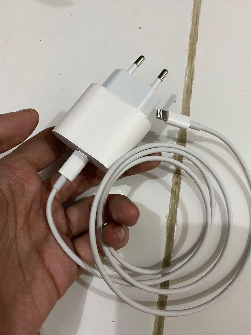 charger iphone 12 ibox