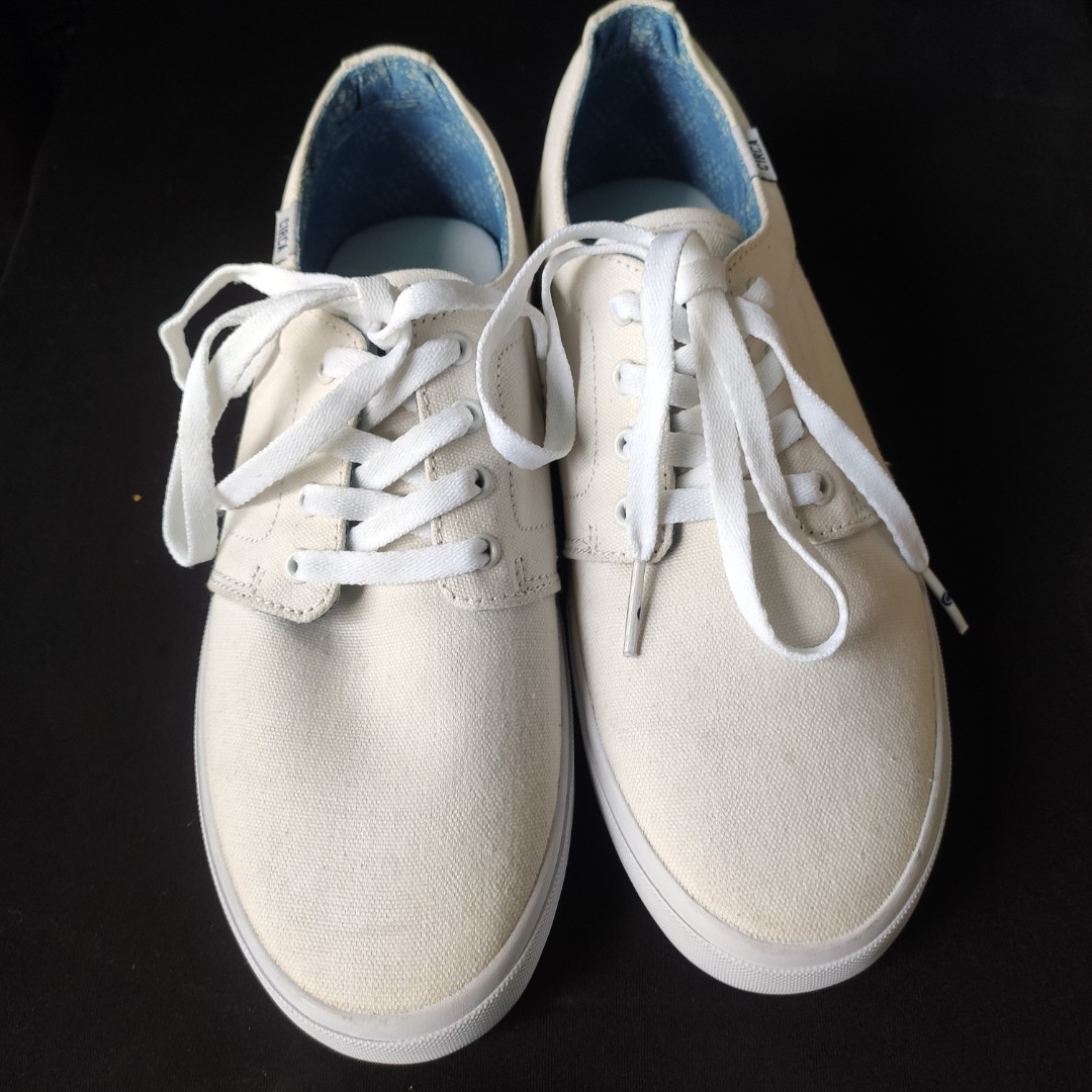 CIRCA WHITE SHOES Men s Fashion Footwear Sneakers on Carousell