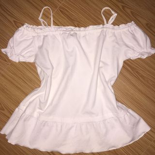 (Category: ) located in . Submitted by pixie.dust.closet (Listing ID 1012385631, Image 1). Description: .
