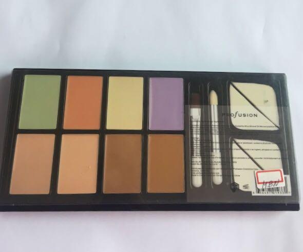 concealer make up imported from US (Category: Makeup) located in Pasay City. Submitted by redgiftshop (Listing ID 1012242644, Image 2). Description: Corrector: is basically helps to cover dark areas like black spots or dark circles. Concealer helps merging and hiding corrector that has been used. ... Concealer - is used to conceal ur blemishes like any dark spot,scar n patches. Corrector - is used to correct any sort of redness, pigmentation on o