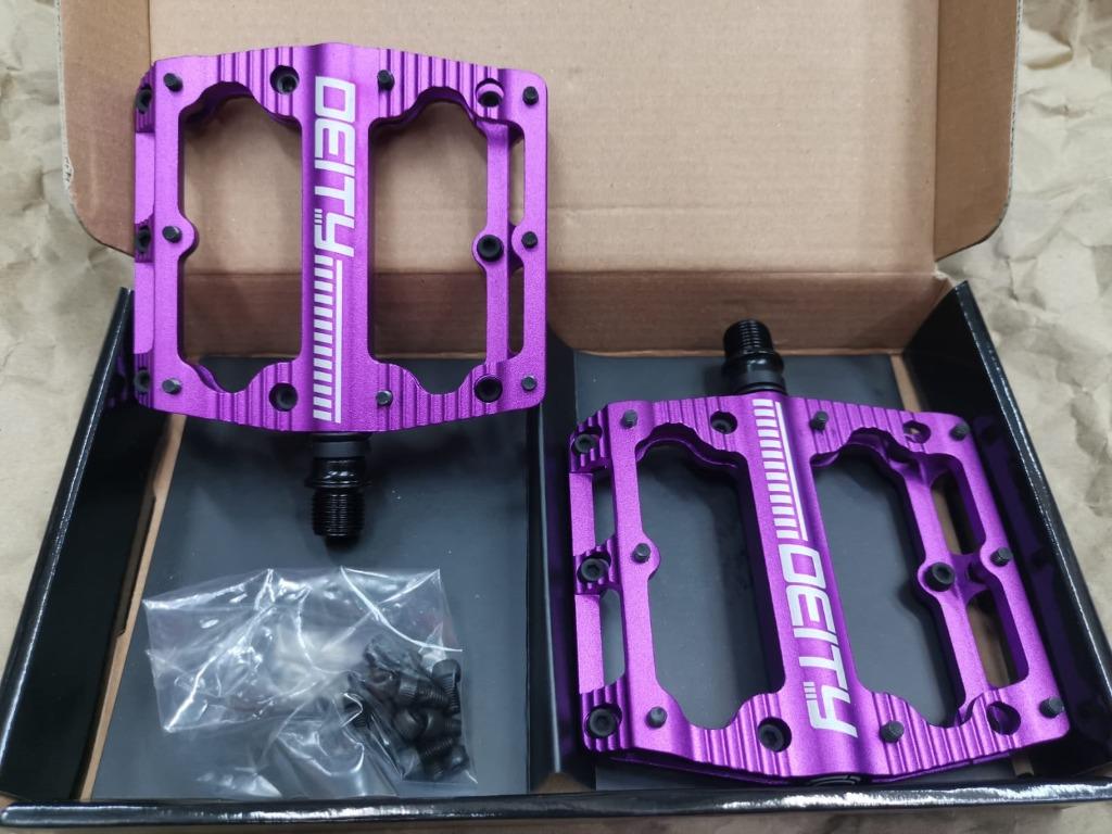 Deity Components Black Kat MTB Pedal (Purple), Sports Equipment