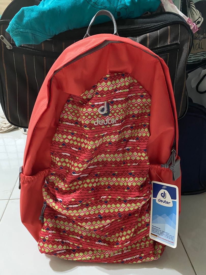 Deuter street backpack shop