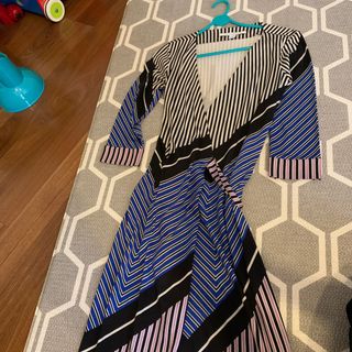 (Category: ) located in . Submitted by m____a (Listing ID 1012218371, Image 1). Description: .