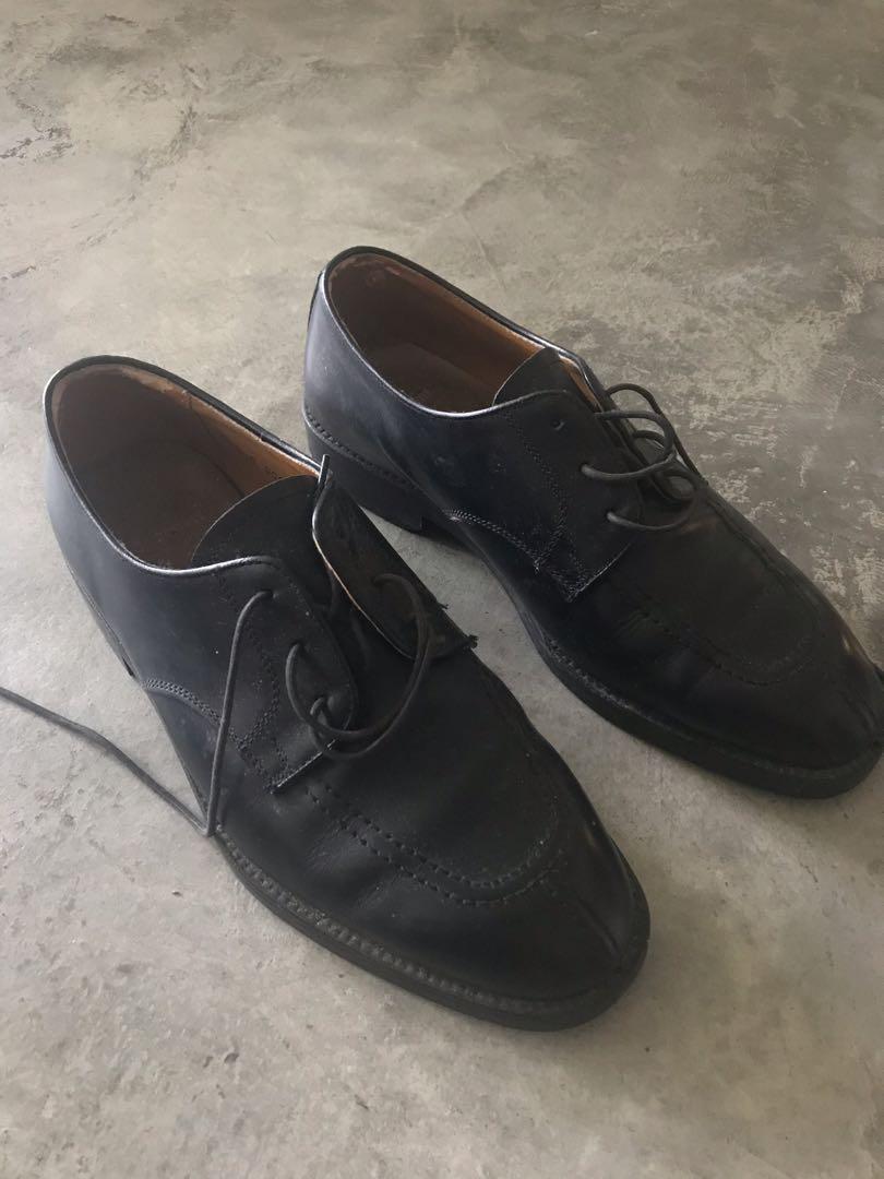 dress shoes made for walking