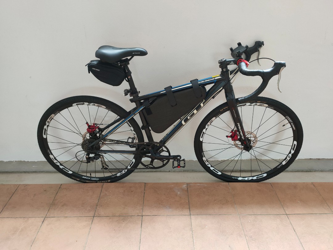 Gt avalanche hybrid bike 2025