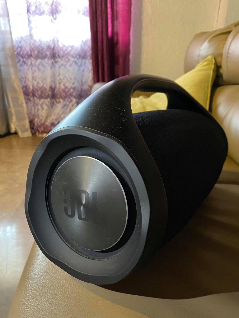 jbl boombox rea