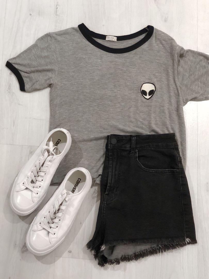 John Galt Alien Tee Women S Fashion Clothes Tops On Carousell