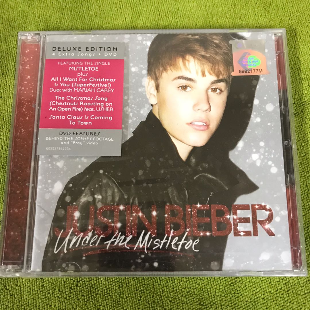 Justin Bieber - Under the Mistletoe (Deluxe Edition) Lyrics and Tracklist