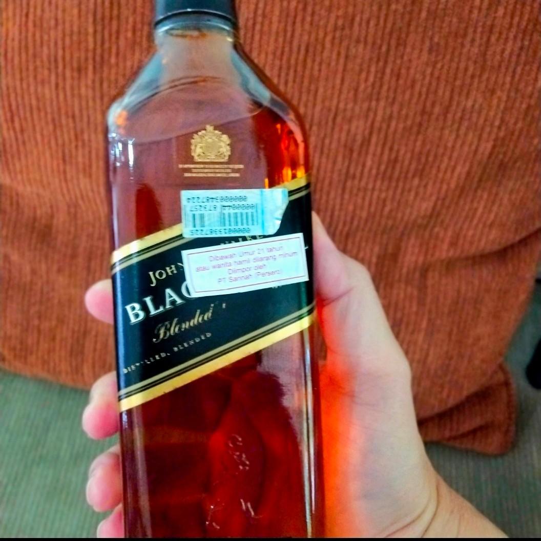 Johnnie Walker Black Label ORIGINAL, Makanan & Minuman ...