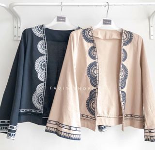 (Category: ) located in . Submitted by fdgoshop (Listing ID 1012305534, Image 1). Description: .