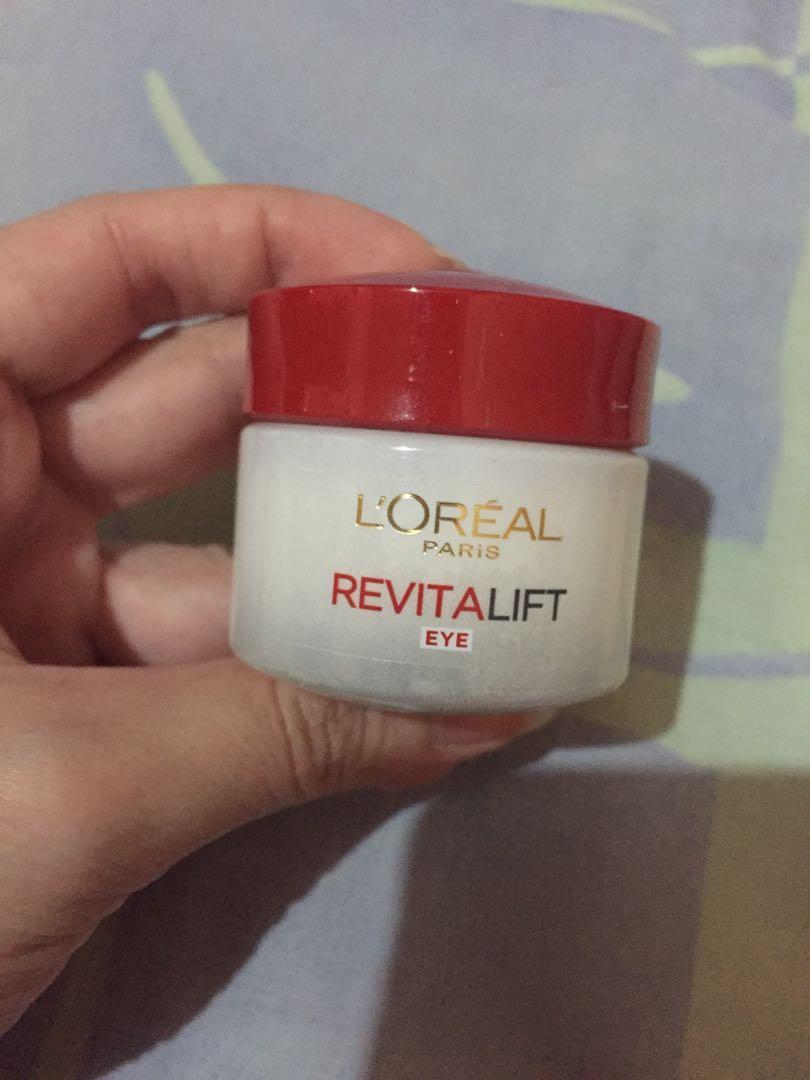 Loreal Revitalift Eye Cream Kesehatan Kecantikan Kulit Sabun Tubuh Di Carousell