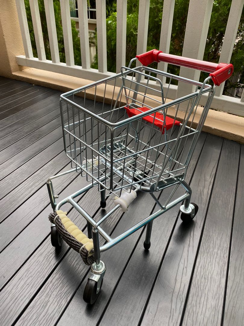 Melissa and sale doug shopping trolley
