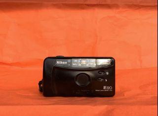 Nikon AF220 - 35mm film camera