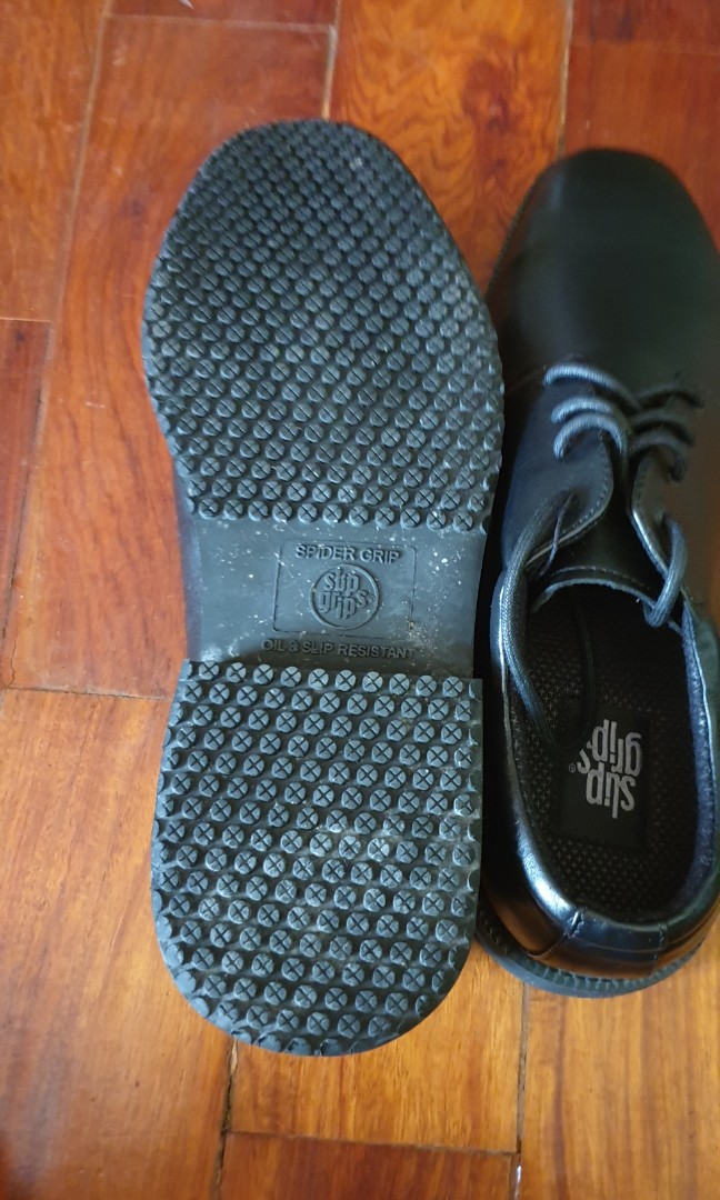 non oil slip shoes