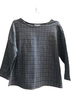 (Category: ) located in . Submitted by shopwithanis (Listing ID 1012309081, Image 1). Description: .