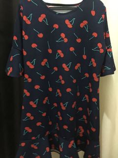 (Category: ) located in . Submitted by pixie.dust.closet (Listing ID 1012386335, Image 1). Description: .