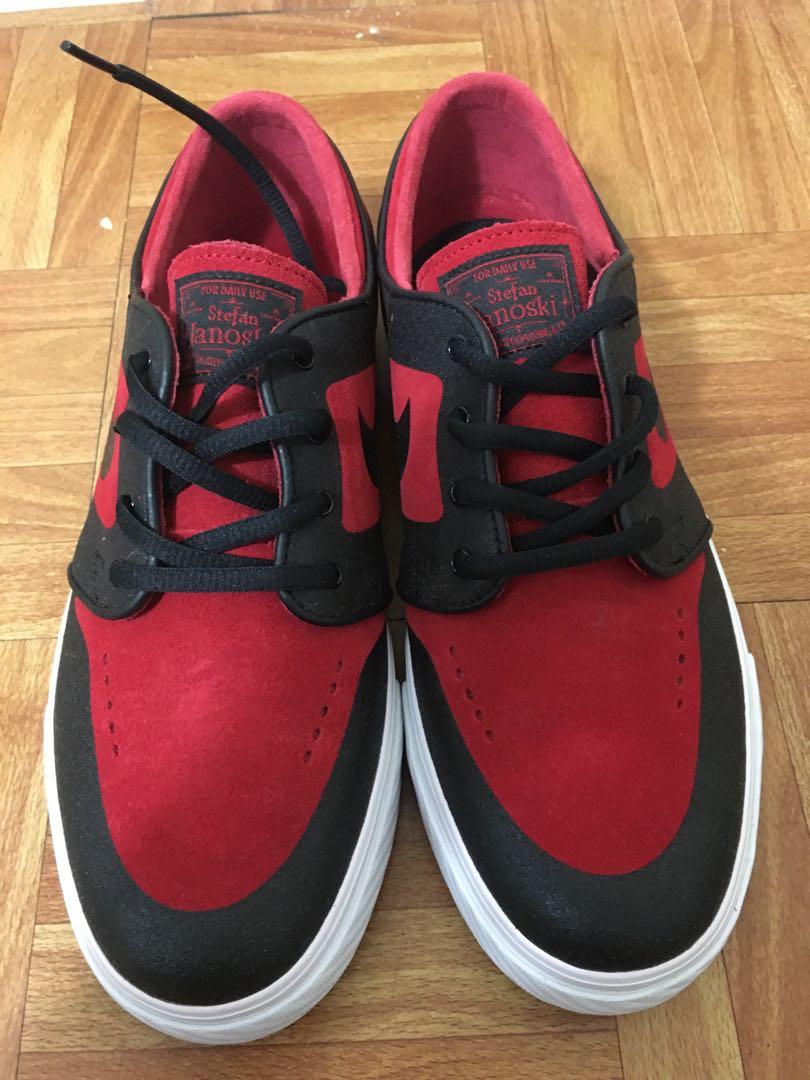 SB JANOSKI ELITE GYM RED BLACK Men s Fashion Footwear Sneakers