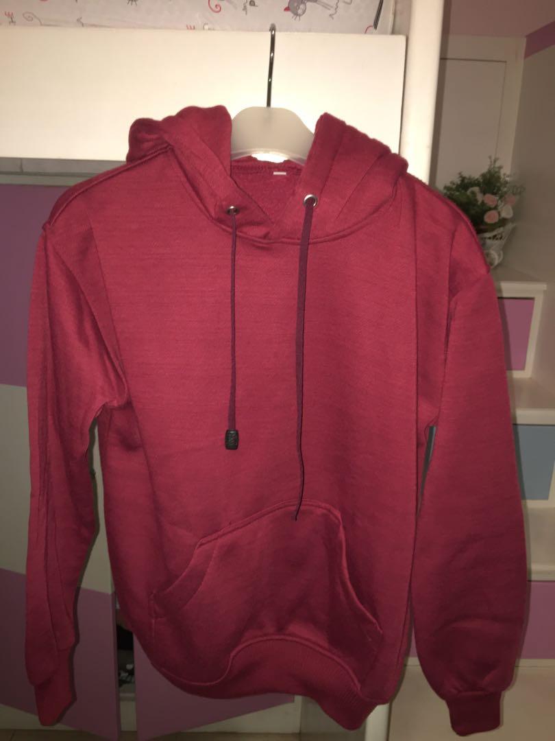 Sweater hoodie maroon, Fesyen Wanita 