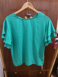 (Category: ) located in . Submitted by lorainnescloset (Listing ID 1012273202, Image 1). Description: .