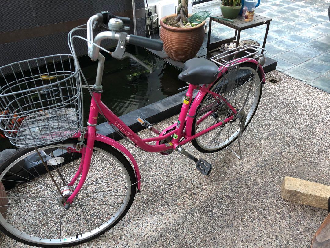 female bike with basket