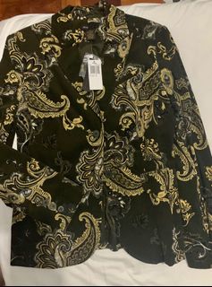 (Category: ) located in . Submitted by closetkween88 (Listing ID 1012313306, Image 1). Description: .