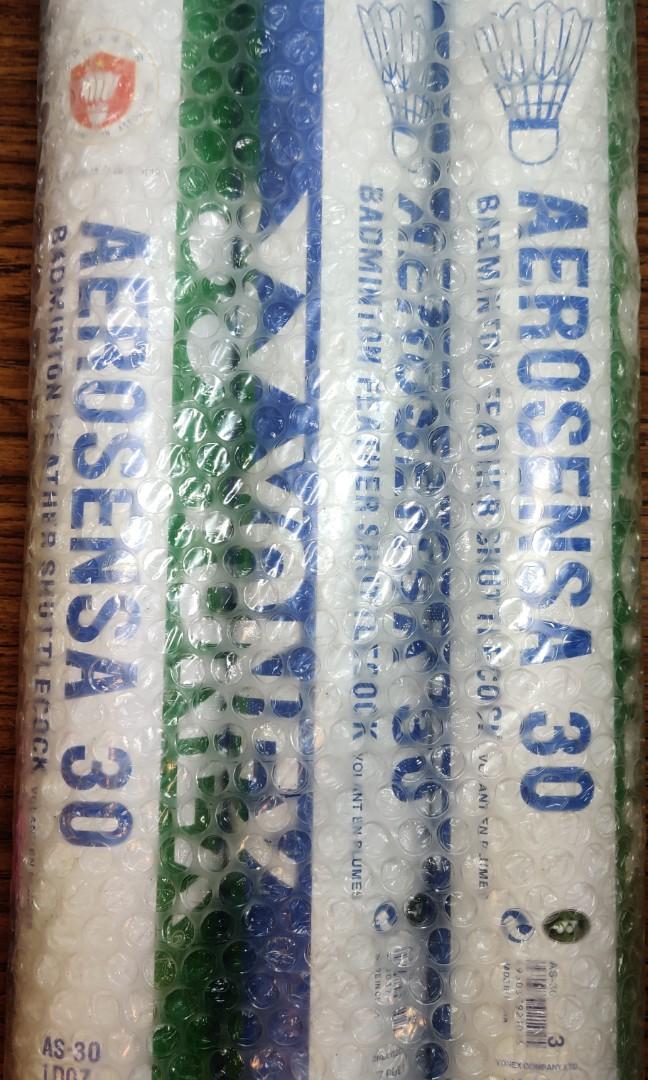 Yonex Aerosensa Badminton Shuttlecock (Category: Fishing) located in Quezon City. Submitted by belowzero0917 (Listing ID 1012278834, Image 2). Description: Contains 12pcs of Shuttlecock per tube. yonex badminton raket racquet tennis laro.
