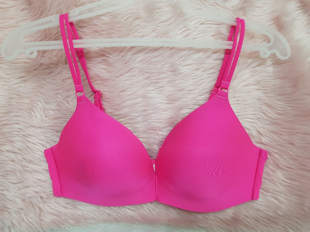 Victoria's Secret Bra 40C, Women's Fashion, Dresses & Sets, Traditional &  Ethnic wear on Carousell