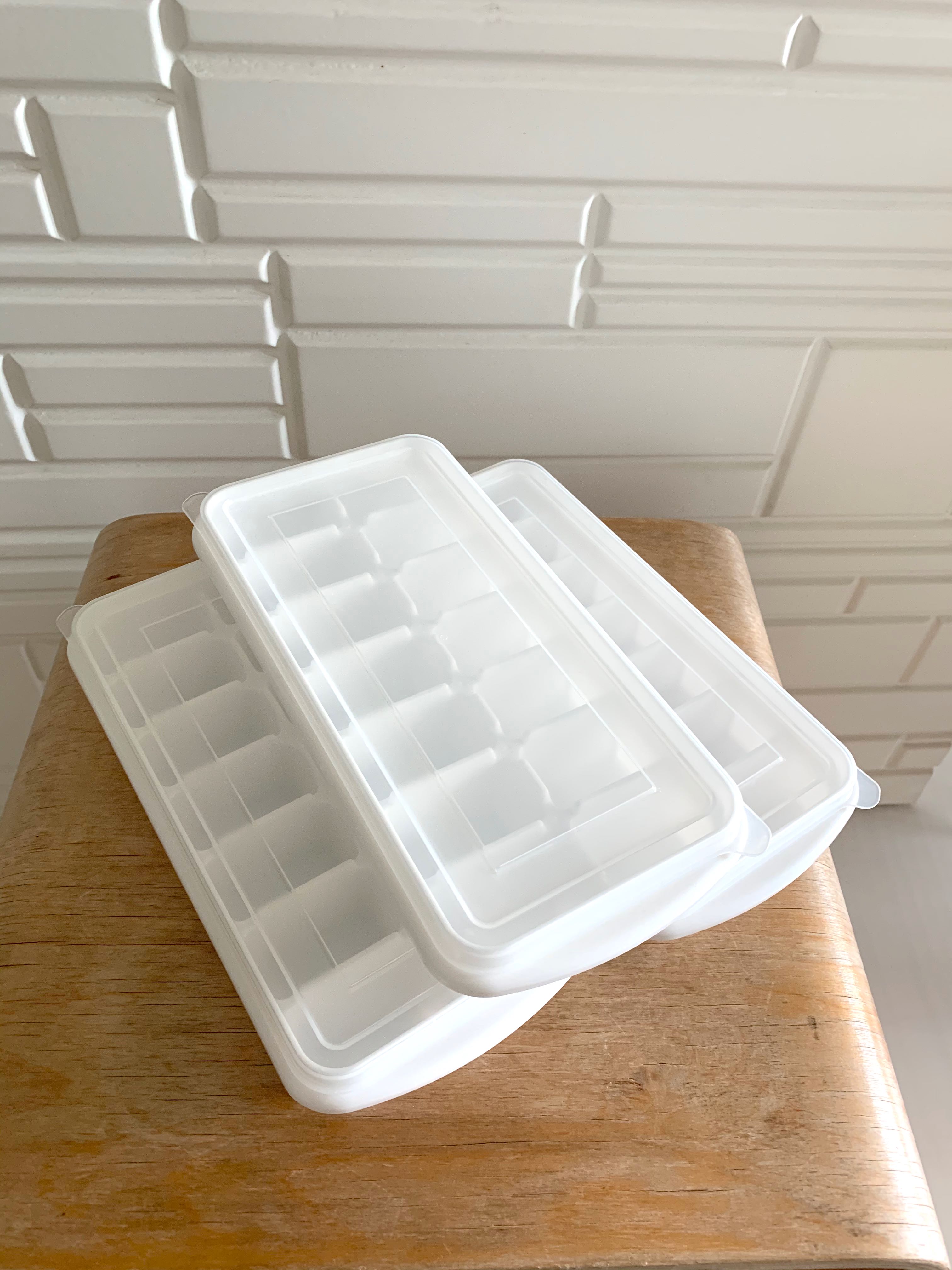 3 Daiso ice cube trays, Free Items on Carousell