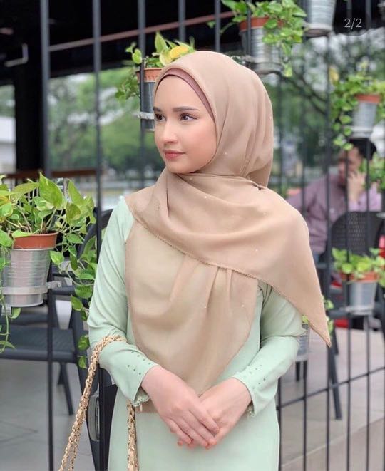 [PRE-ORDER] Kyrana Square Hijab/ Bawal By Bella Ammara , Women's ...