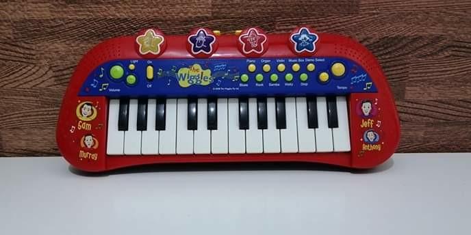 Wiggles piano toy 2025